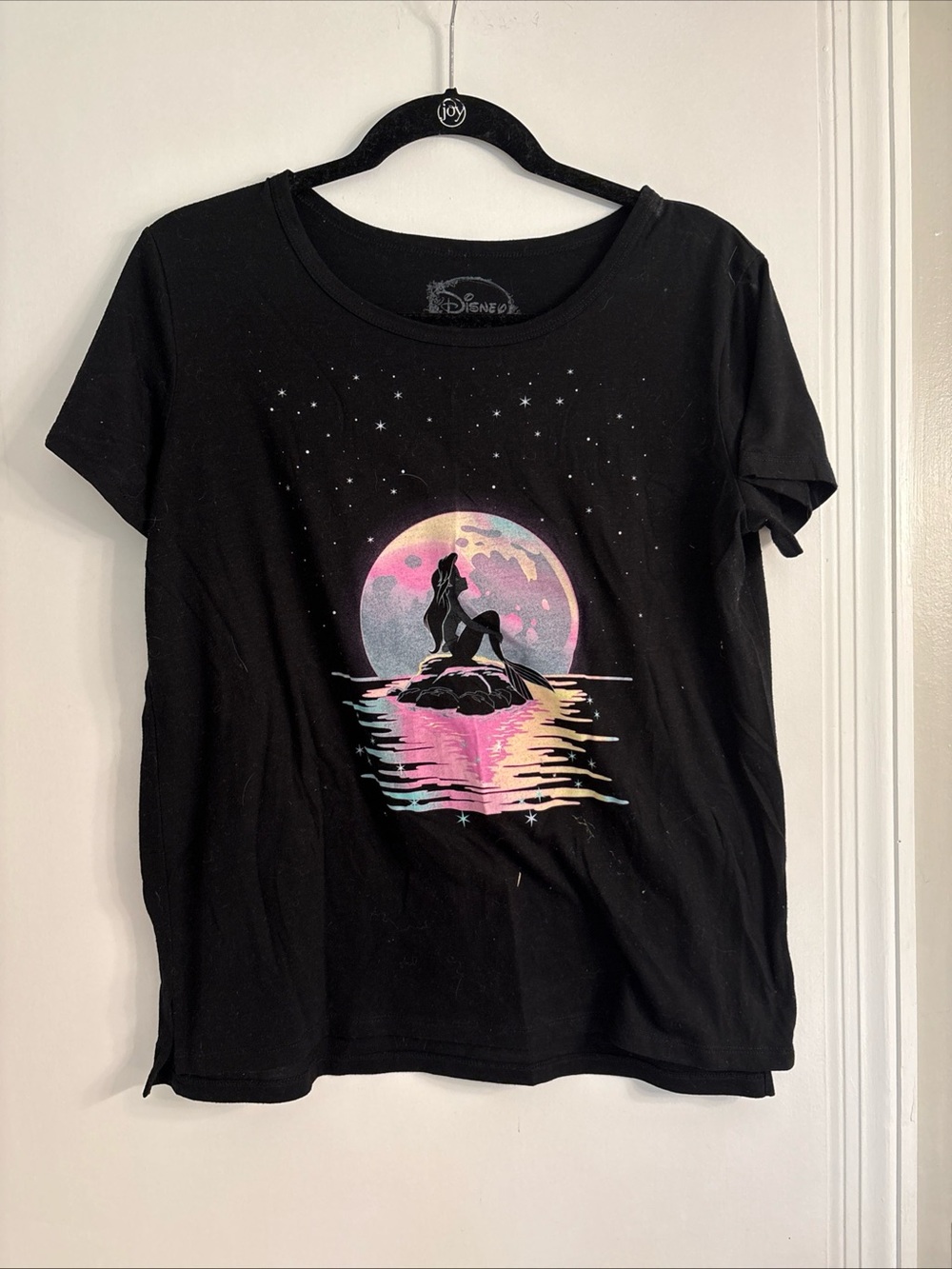 Disney Women's Black Graphic Ariel Moonlight T-Shirt, size L, Little Mermaid